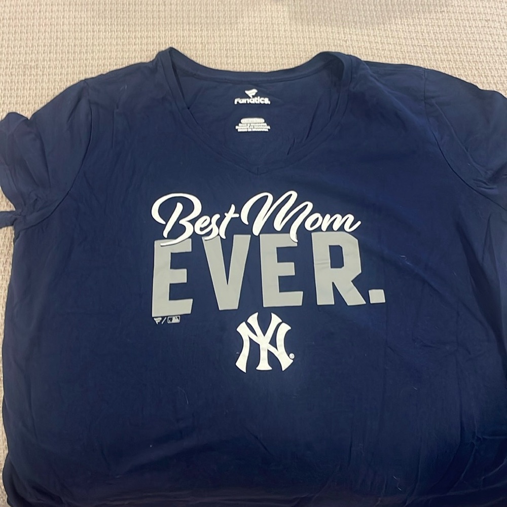 Fanatics NY Yankees Mother’s Day tee 2XL